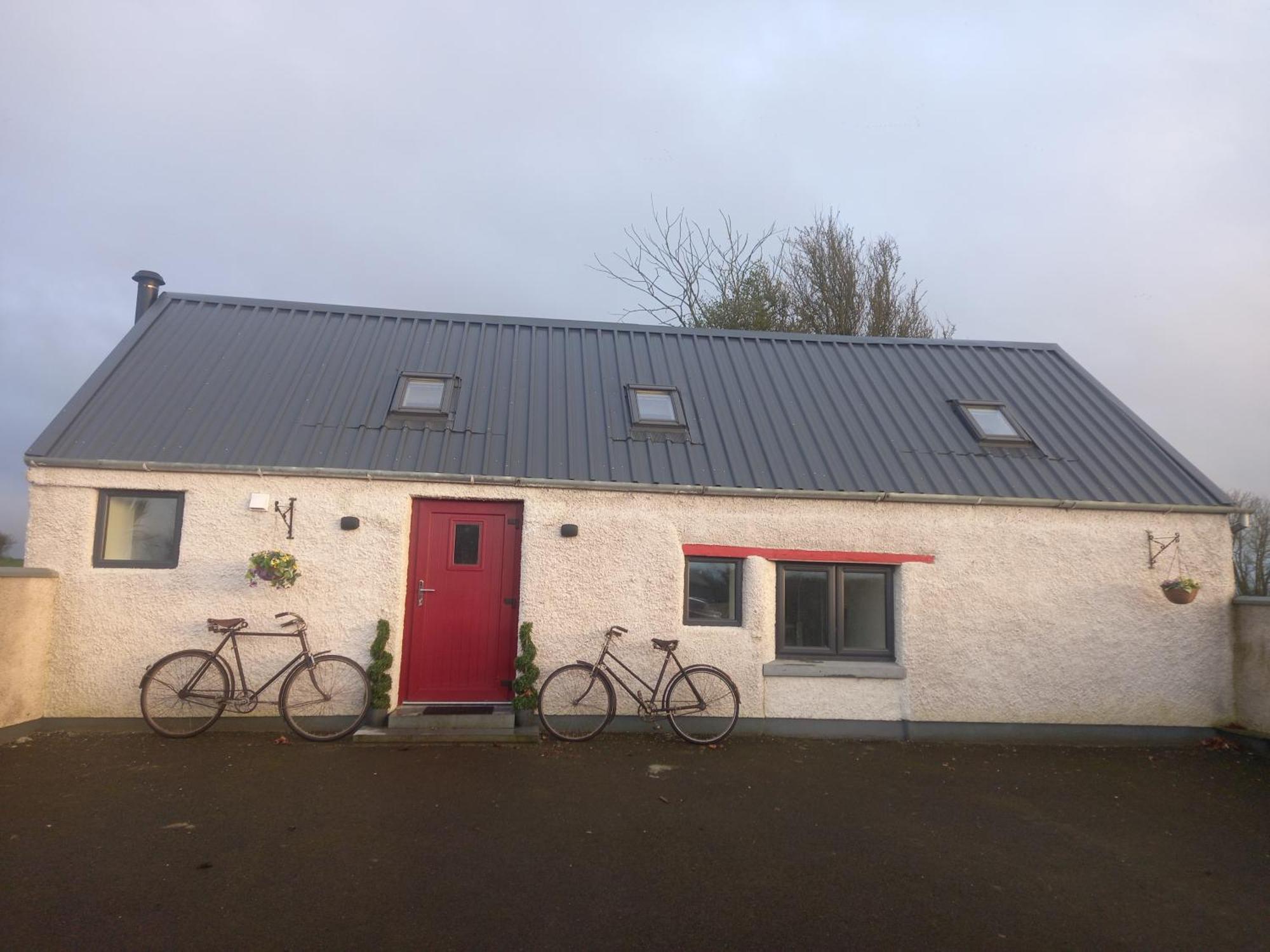 Kitty'S Cottage - Horse And Jockey, Cashel Thurles Exterior photo